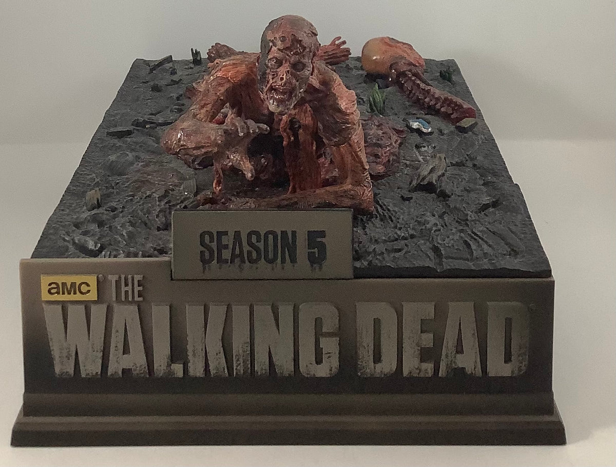 Walking Dead Season 7 Limited Edition w/ Spike Walker Statue *See