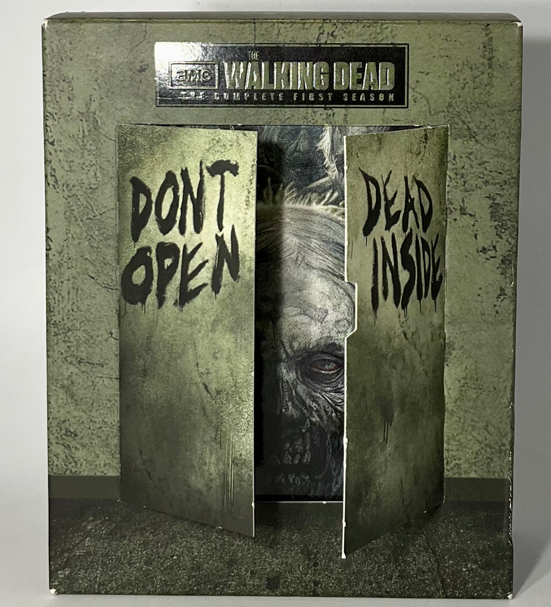 The Walking Dead Season 1 Limited Edition - newest BRAND NEW